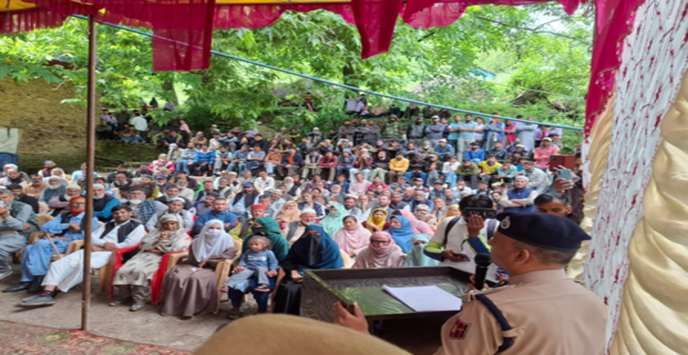जम्मू-कश्मीर : एसएसपी रामबन का &lsquo;नशामुक्त अभियान&rsquo; को मजबूत बनाने का आह्वान