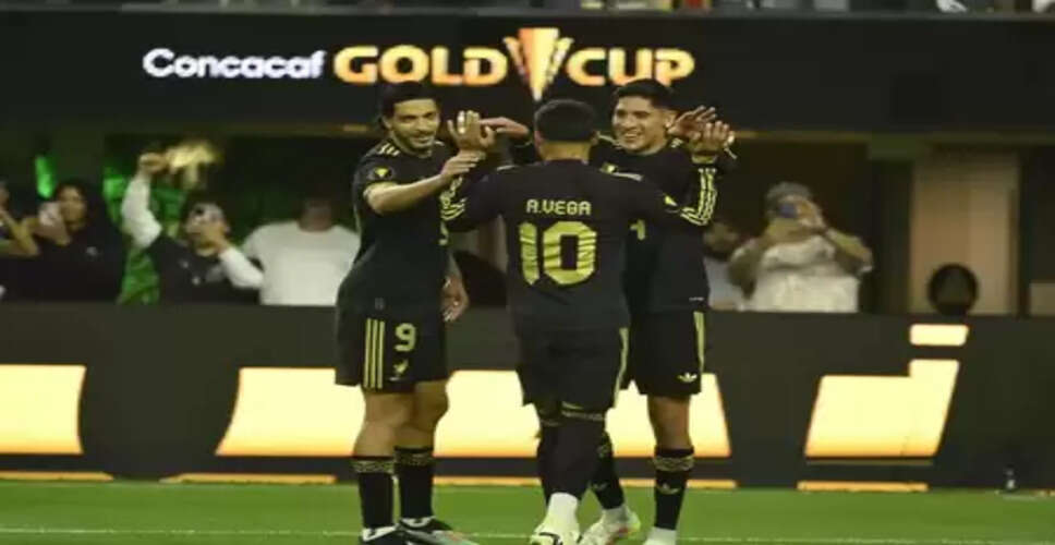 कॉनकाकाफ गोल्ड कप: मेक्सिको ने डोमिनिकन रिपब्लिक पर 3-2 से जीत के साथ खिताब बचाओ अभियान की शुरुआत की