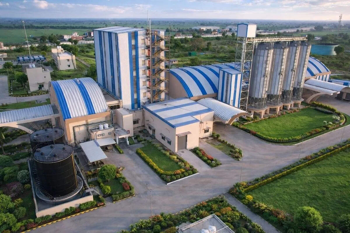 गुलाबपुरा में अत्याधुनिक पशु आहार प्लांट का ट्रायल शुरू, गोबर से बनेगी सीएनजी; डेयरी देगी 1 रुपए किलो गोबर का मूल्य