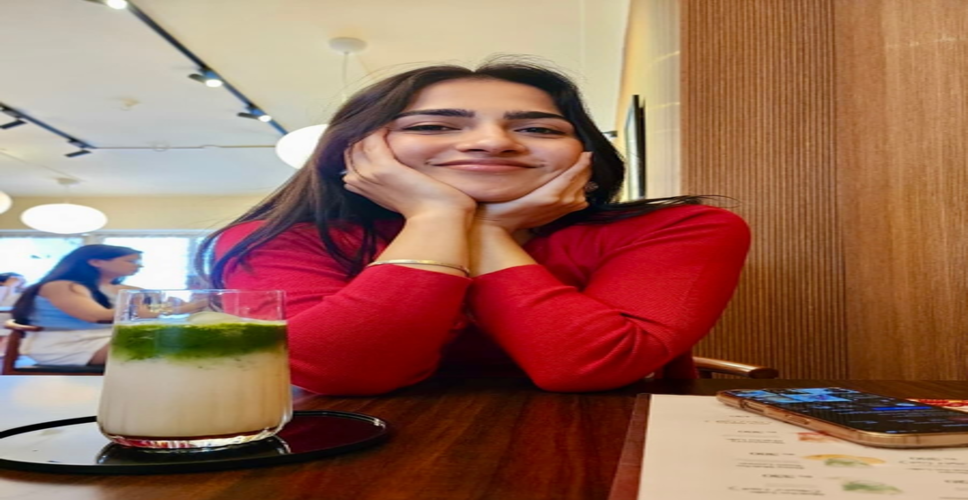 गलत एंगल से शूट करने पर भड़कीं साउथ एक्ट्रेसेस, कहा- 'इस तरह की हरकत को बर्दाश्त नहीं किया जाएगा'