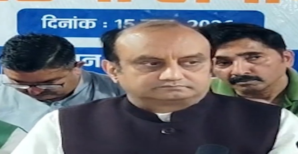 नीट पेपर लीक मामला सामान्य पेपर लीक नहीं, सिस्टम के भीतर गड़बड़ी की आशंका: सुधांशु त्रिवेदी