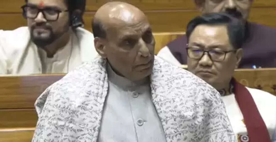 'वंदे मातरम' के साथ हुए राजनीतिक छल के बारे में सभी पीढ़ियों को जानना चाहिए : राजनाथ सिंह