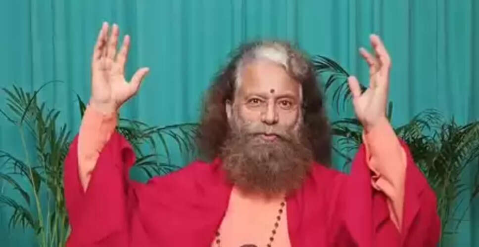 स्वामी चिदानंद सरस्वती ने प्रधानमंत्री मोदी की तारीफ की, बोले- गुजरात के बाद भारत भी मॉडल बन रहा