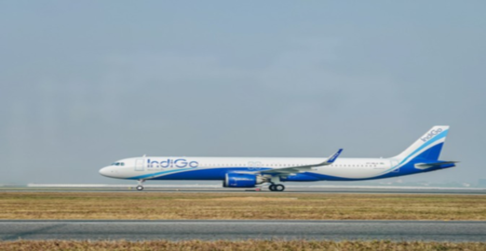 मुंबई एयरपोर्ट पर इंडिगो फ्लाइट में &lsquo;डेंजर&rsquo; लिखा टिश्यू मिलने से हड़कंप, जांच में कुछ संदिग्ध नहीं मिला