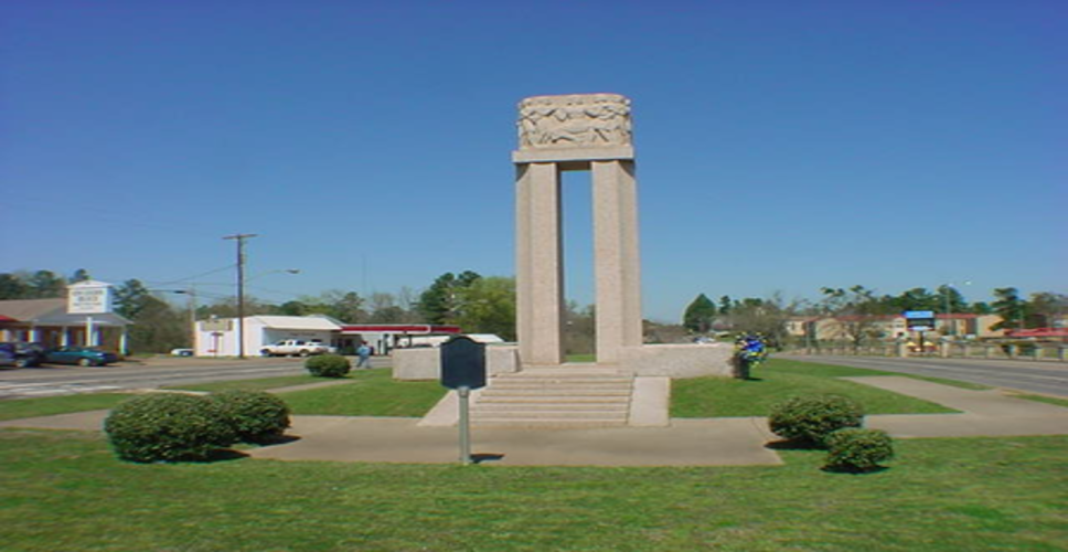 टेक्सास का न्यू लंदन स्कूल विस्फोट: एक त्रासदी जिसने ली 300 लोगों की जान