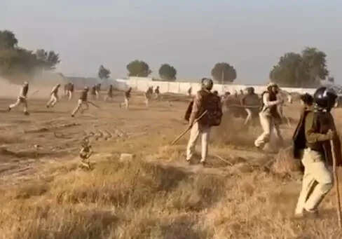 हनुमानगढ़: फैक्ट्री की दीवार तोड़ी, गाड़ियों को फूंका... विधायक चोटिल, क्यों उग्र हुए किसान