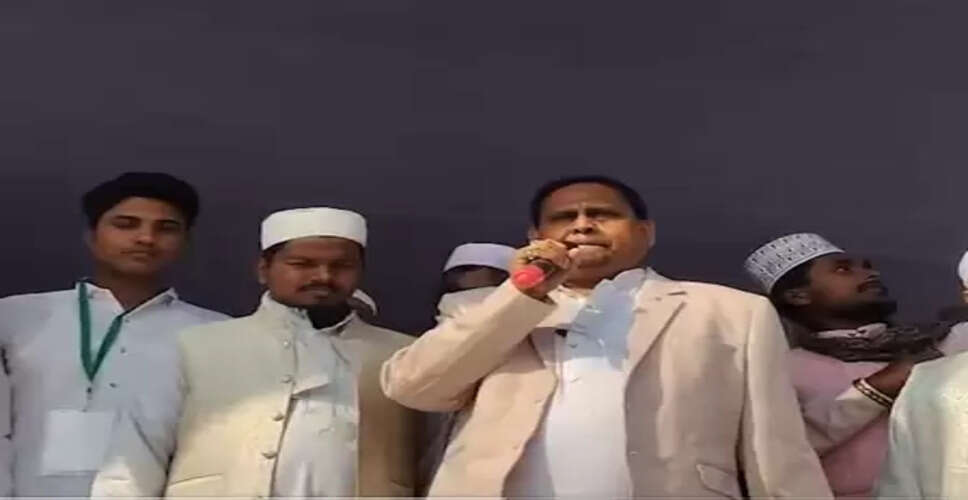 मुर्शिदाबाद में 'बाबरी मस्जिद' की नींव रखने के लिए पहुंचे हुमायूं कबीर, सुरक्षा के लिए बंगाल पुलिस का धन्यवाद किया