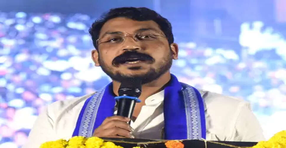 मेरठ जा रहे चंद्रशेखर आजाद को यूपी पुलिस ने दिल्ली बॉर्डर पर रोका