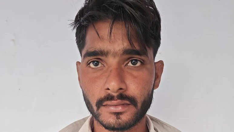 घातक हथियार से हमला और लूट की वारदात को अंजाम देने वाला इनामी बदमाश गिरफ्तार, 7 साल से था फरार