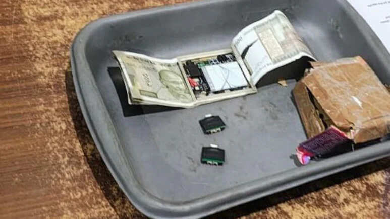 जयपुर एयरपोर्ट पर कार्गो से मिला संदिग्ध डिवाइस निकला जुए की मशीन, किया जाता है गैंबलिंग का हाई टेक खेल