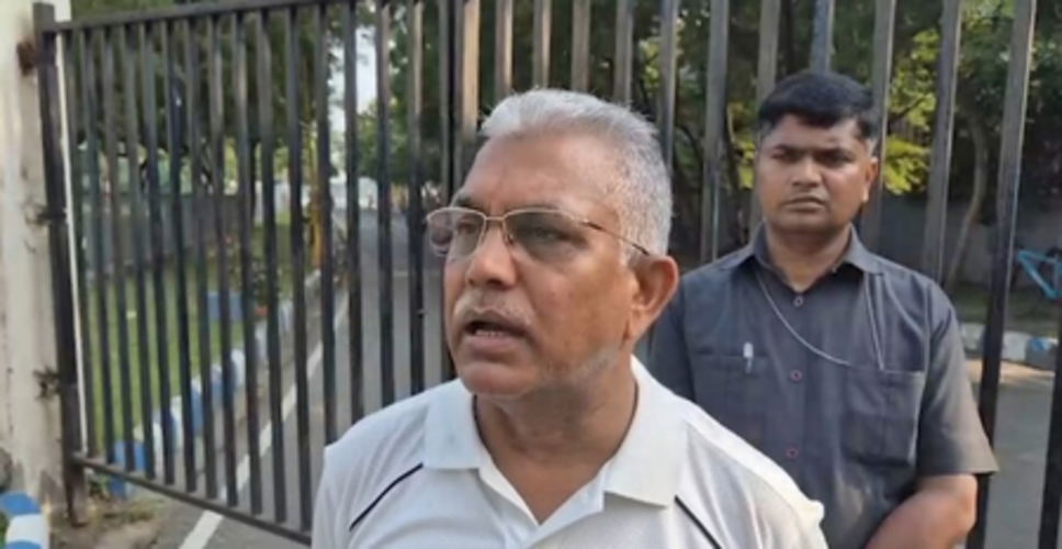 दिलीप घोष ने टीएमसी पर साधा निशाना, बोले- ममता बनर्जी और भतीजे ही पार्टी में बचेंगे
