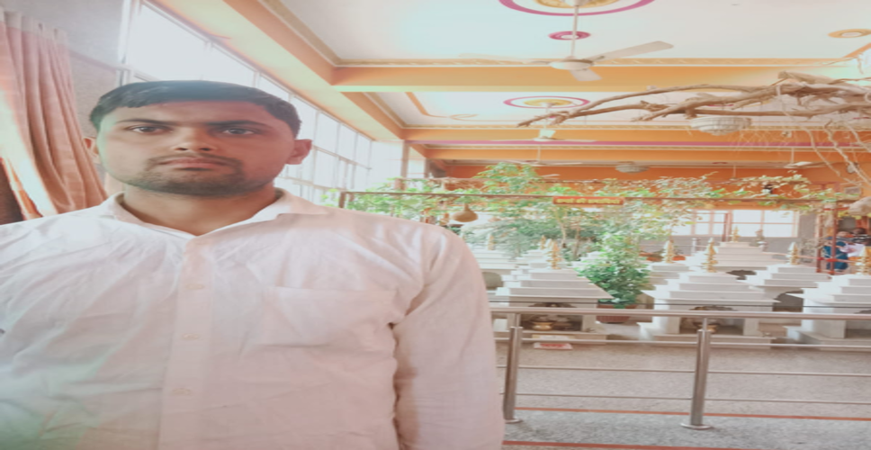 बिजली मीटर फैक्ट्री में लगी भीषण आग में लापता कर्मचारी उपेंद्र कुमार का जला हुआ शव मिला