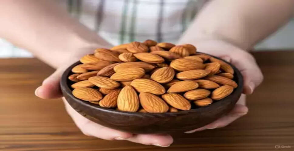 छोटा सा बादाम, बड़े फायदे: रोज सही मात्रा में खाने से दिल, दिमाग और शरीर रहते हैं मजबूत