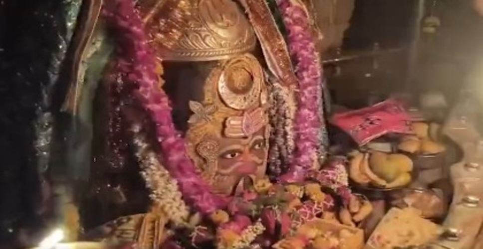 भस्म आरती में हुए बाबा के अद्भुत दर्शन, उमड़ा आस्था का सैलाब