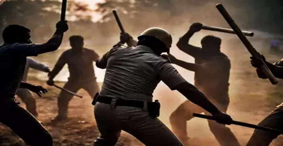 बिहार में मछली पकड़ने के अधिकार को लेकर हुए विवाद में पुलिसकर्मी पर हमला