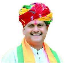 राजस्थान विधानसभा में विपक्ष ने सरकार को घेरा, राजस्व मंत्री हेमंत मीणा ने पलटवार किया