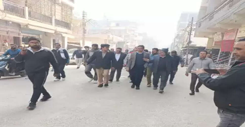 सीईओ का औचक निरीक्षण, समस्याओं के समाधान के दिए सख्त निर्देश