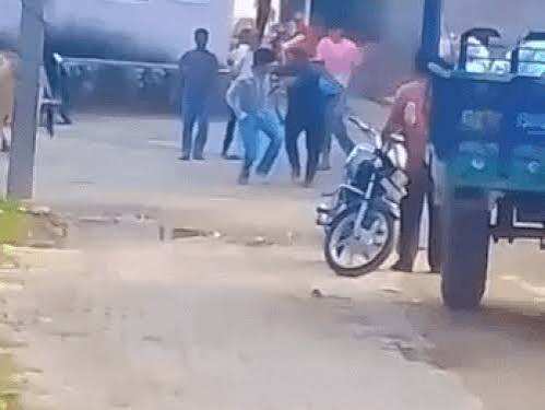 कोटा में पुरानी रंजिश को लेकर युवक पर चाकू से हमला, फुटेज में देंखे खेत से लौटते समय चौराहे पर रोका; हालत गंभीर