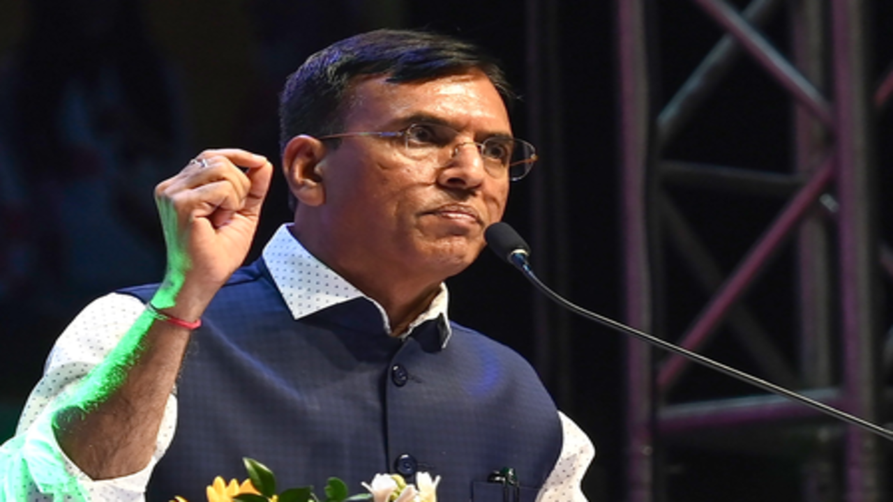 मंगलवार को केरल का दौरा करेंगे खेल मंत्री मनसुख मांडविया, कई कार्यक्रमों में लेंगे हिस्सा