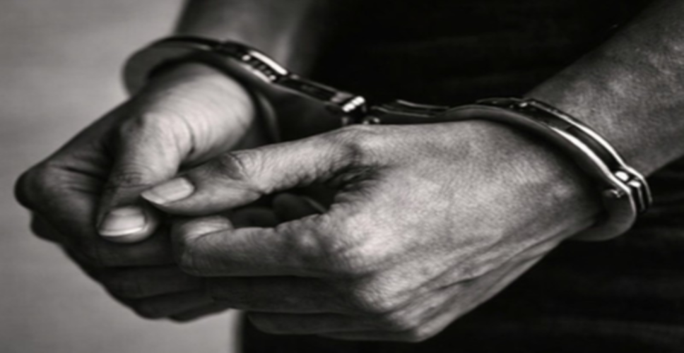 अनंतनाग में 12 बड़े नशा तस्कर हिरासत में, निवारक कानून के तहत कार्रवाई