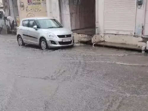 सवाई माधोपुर में बारिश से मौसम हुआ सुहावना, शनिवार सुबह 20 मिनट तक बरसे बादल