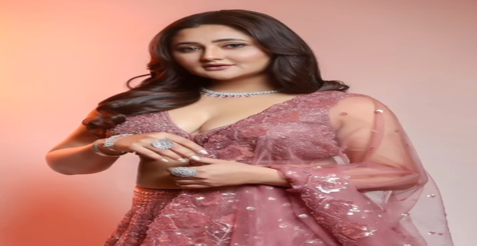 थिएटर सबसे कम आंका जाने वाला माध्यम, एक्टर्स को ज्यादा सम्मान मिलना चाहिए : रश्मि देसाई