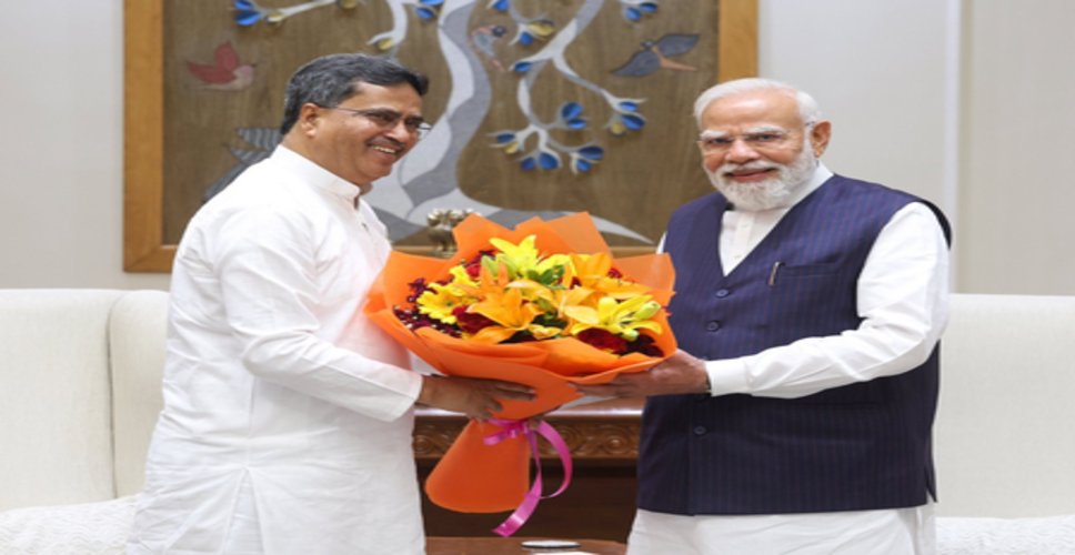 त्रिपुरा के सीएम ने पीएम मोदी से मुलाकात की, राष्ट्र सेवा के 12 वर्ष पूरे होने पर बधाई दी