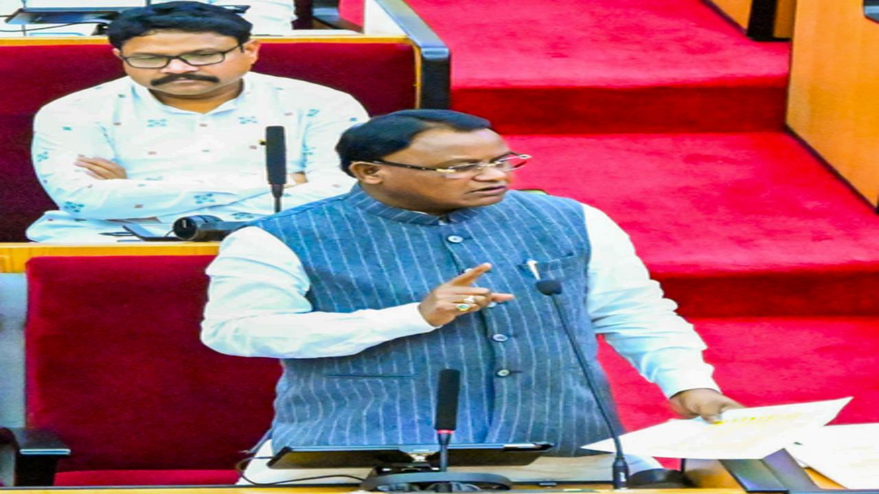 ओडिशा में ड्यूटी से गायब डॉक्टरों पर सख्ती, 128 मेडिकल अधिकारियों के खिलाफ होगी अनुशासनात्मक कार्रवाई