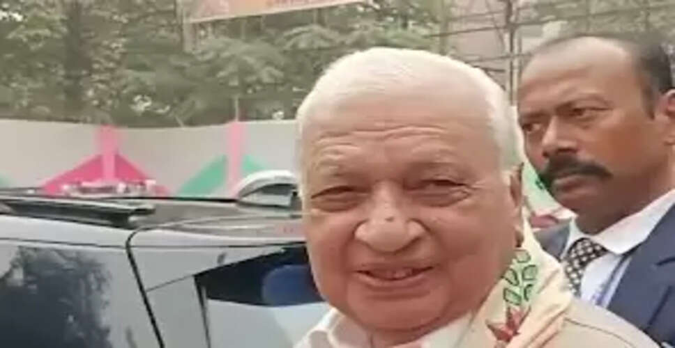 हिजाब वीडियो पर राज्यपाल आरिफ मोहम्मद खान बोले, नीतीश कुमार ने पिता की तरह किया था व्यवहार