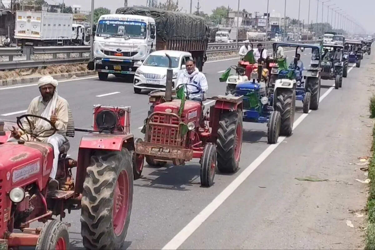 ग्रीनफील्ड एक्सप्रेस-वे परियोजना के विरोध में किसानों का प्रदर्शन, भूमि अधिग्रहण पर जताया आक्रोश