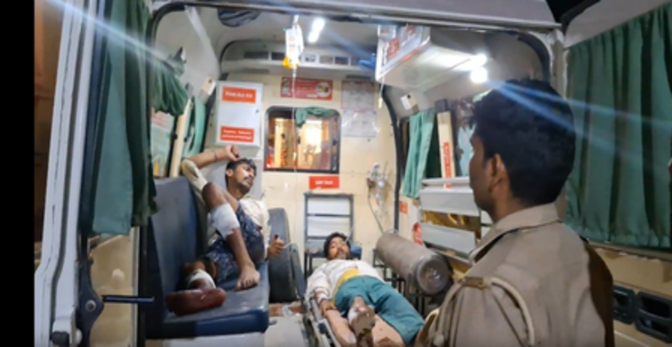 बदायूं में डकैती और चोरी करने वाले गैंग को पुलिस मुठभेड़ के बाद पकड़ा, तीन बदमाशों को लगी गोली