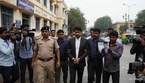 उदयपुर में महिला नेता का ब्लैकमेल मामला: पुलिस कार्रवाई का वीडियो हुआ वायरल, सवाल खड़ा हुए