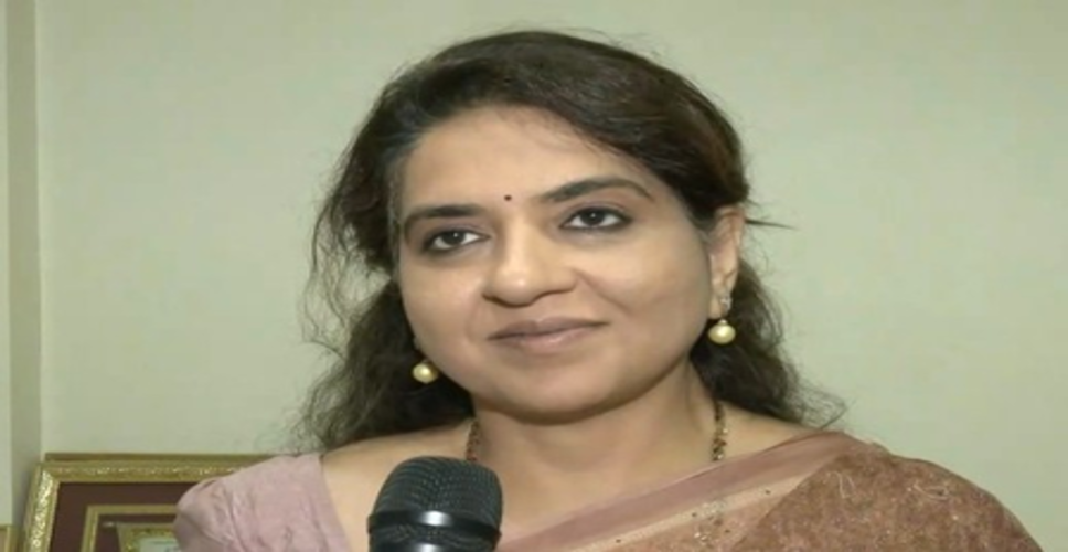 'हमारे लिए मराठी भाषा सर्वप्रथम', शाइना एनसी ने किया महाराष्ट्र सरकार ने फैसले का बचाव