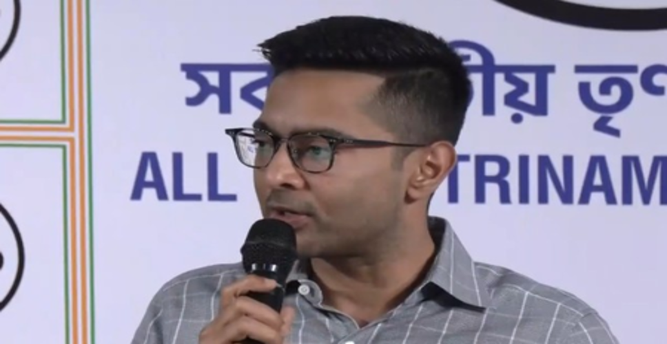 'कोलकाता बांग्लादेश है': तृणमूल ने भाजपा के बंगाल चुनाव घोषणापत्र पर निशाना साधा