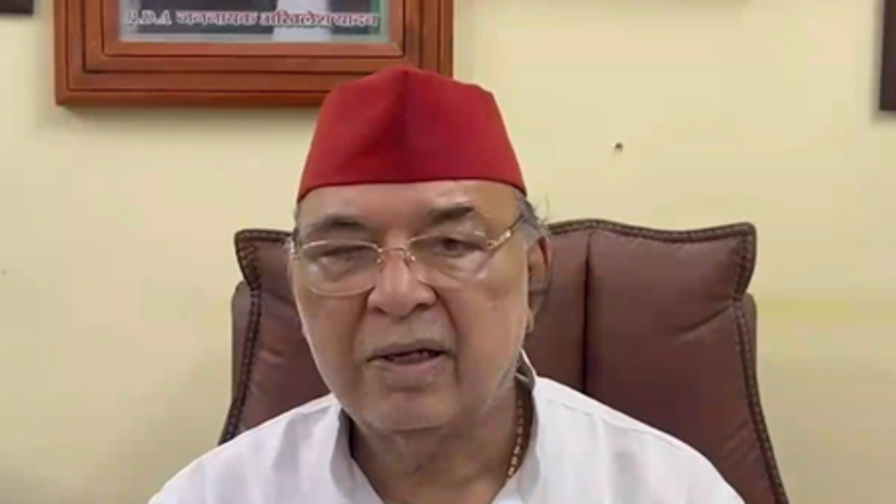 रविदास मेहरोत्रा ने अखिलेश यादव के बयान का किया समर्थन, परिवारवाद को लेकर किया पलटवार