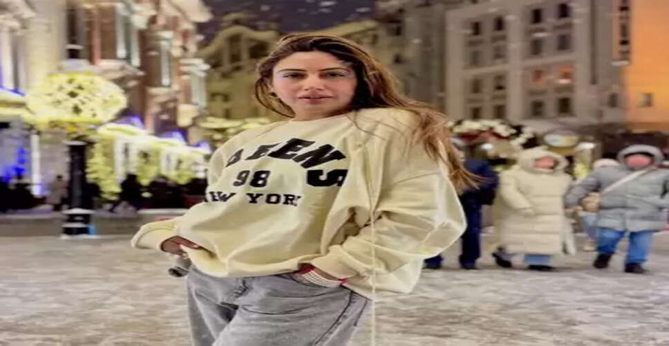 सात समंदर पार भी सुरभि चंदना को सता रही मुंबई की याद, कहा- 'मेरा मन वापस शहर लौटने का कर रहा है'