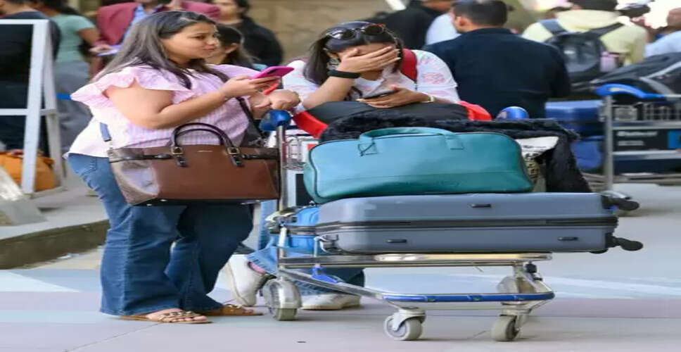 इंडिगो फ्लाइट में गड़बड़ी पर संसद की सख्ती संभव, एयरलाइन प्रमुखों को कर सकती है तलब