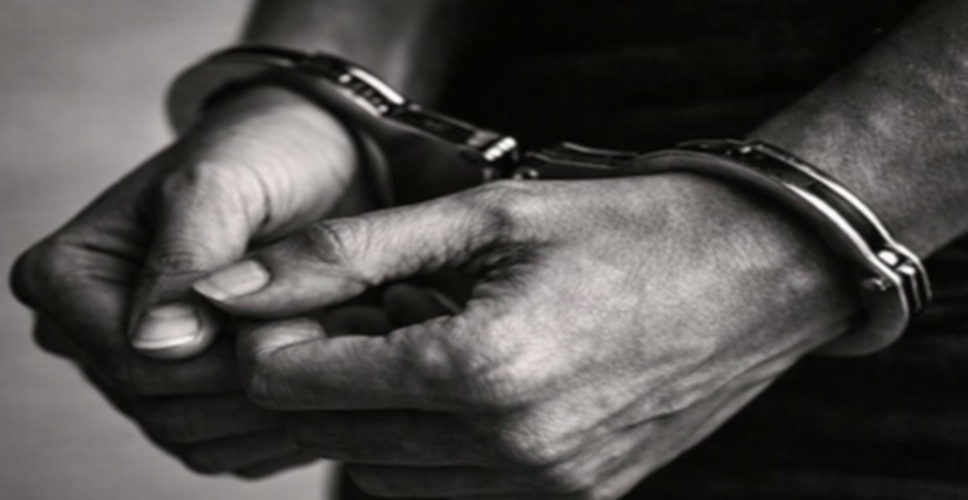 जबलपुर में बमबाजी करने वाले आरोपियों पर पुलिस की बड़ी कार्रवाई, आठ पर एक्शन