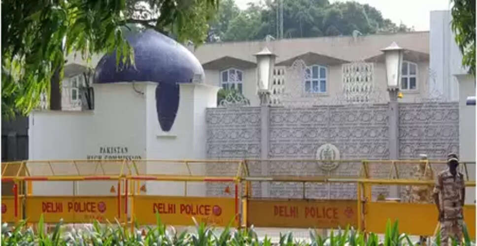 पाकिस्तानी राजनयिक को 24 घंटे के भीतर भारत छोड़ने का आदेश