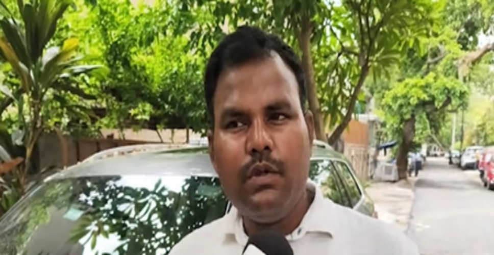 पूर्व आईएएस अधिकारी की मौत मामला : फायर ब्रिगेड पर देरी से पहुंचने का आरोप, एसी में ब्लास्ट से आग लगने का संदेह