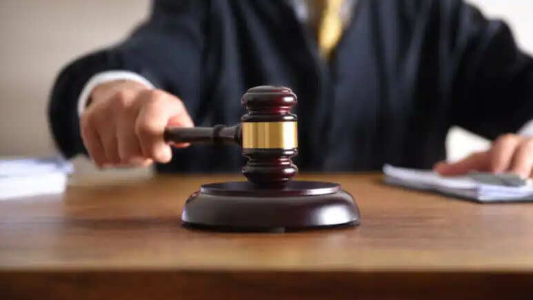 पोक्सो कोर्ट ने एक ही आरोपी को सुनाई 3 साल-5 साल और 20 साल की कठोर सजा, जानें क्या है पूरा मामला