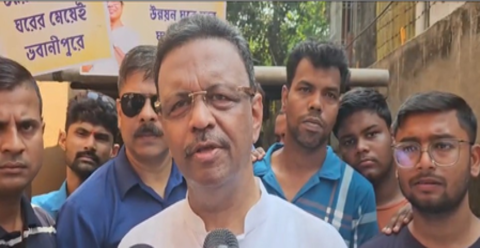 फिरहाद हाकिम और उनकी बेटी प्रियदर्शिनी ने भवानीपुर में सीएम ममता बनर्जी के लिए किया चुनाव प्रचार