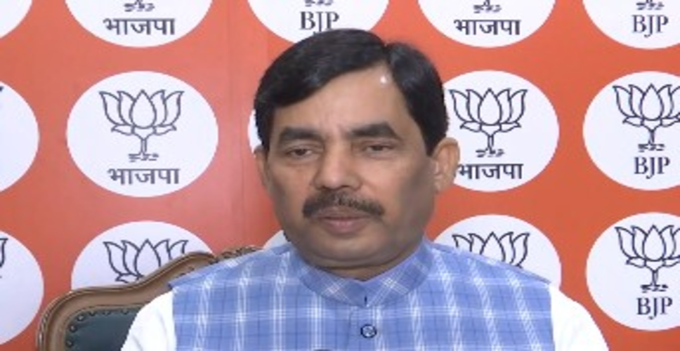 कांग्रेस सेल्&zwj;फ गोल कर रही है, देश की जनता देगी जवाब : शाहनवाज हुसैन