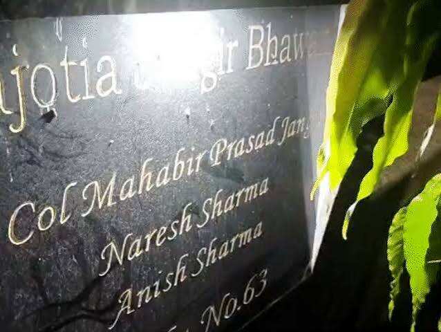 रिटायर्ड कर्नल के सूने मकान में 80 लाख की चोरी, फुटेज में देंखे लॉक तोड़कर सोने-चांदी के जेवर ले गए चोर