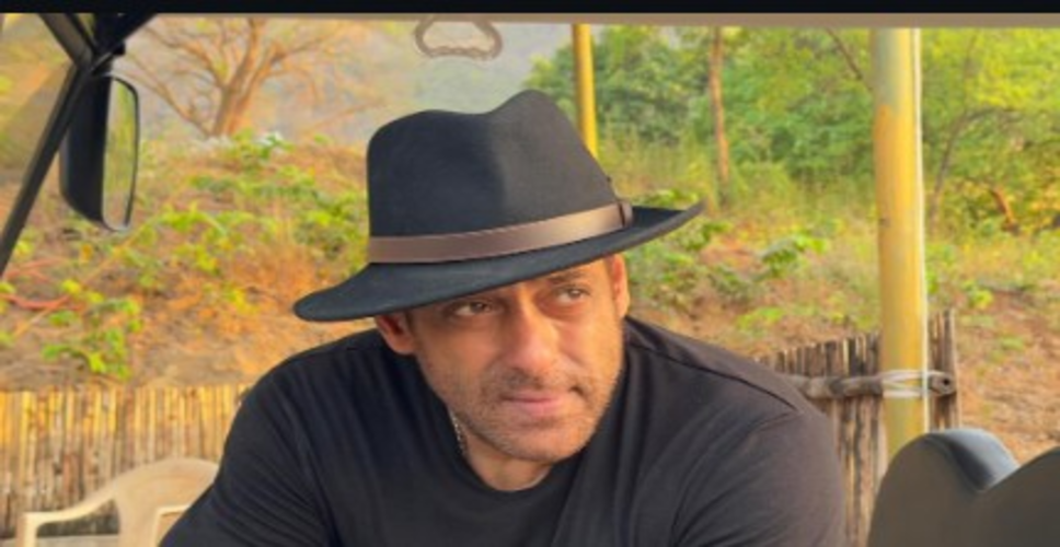 'इतने लोगों के बीच मैं तन्हा कैसे महसूस कर सकता हूं', सलमान खान ने अकेलेपन वाले बयान पर दी सफाई