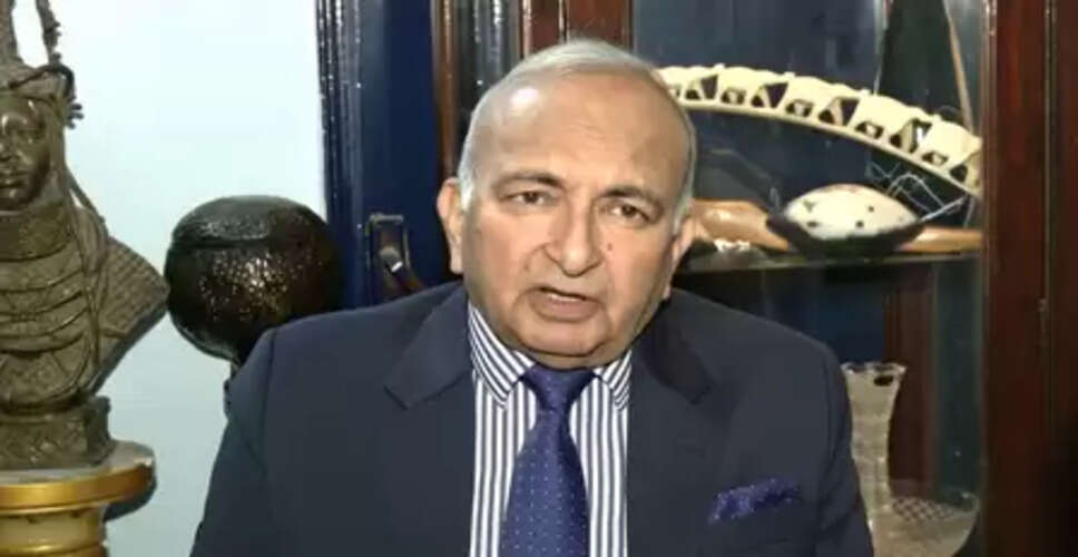 बांग्लादेश में राजनीतिक दलों के मुस्लिम समर्थक कट्टरपंथी दिखने की होड़ में हैं : पूर्व राजदूत महेश सचदेवा