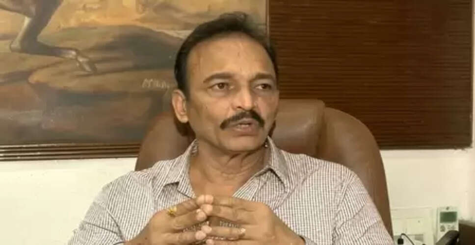 कांग्रेस ने भाई जगताप को जारी किया कारण बताओ नोटिस, मुंबई अध्यक्ष वर्षा गायकवाड़ का मांगा था इस्तीफा