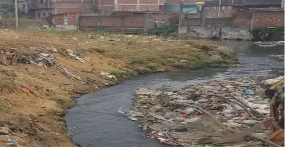 रांची: नाले में गिरे दो भाई, एक को मां ने बचाया, दूसरे की मौत