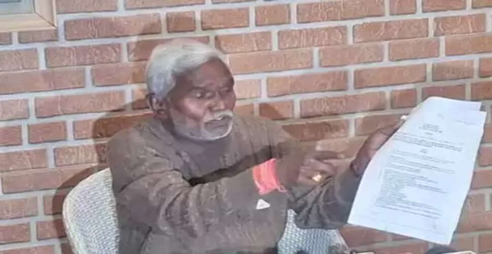 झारखंड: पूर्व सीएम चंपई सोरेन ने पेसा नियमावली को बताया आदिवासी समाज से धोखा, कांग्रेस बोली- बेबुनियाद प्रलाप