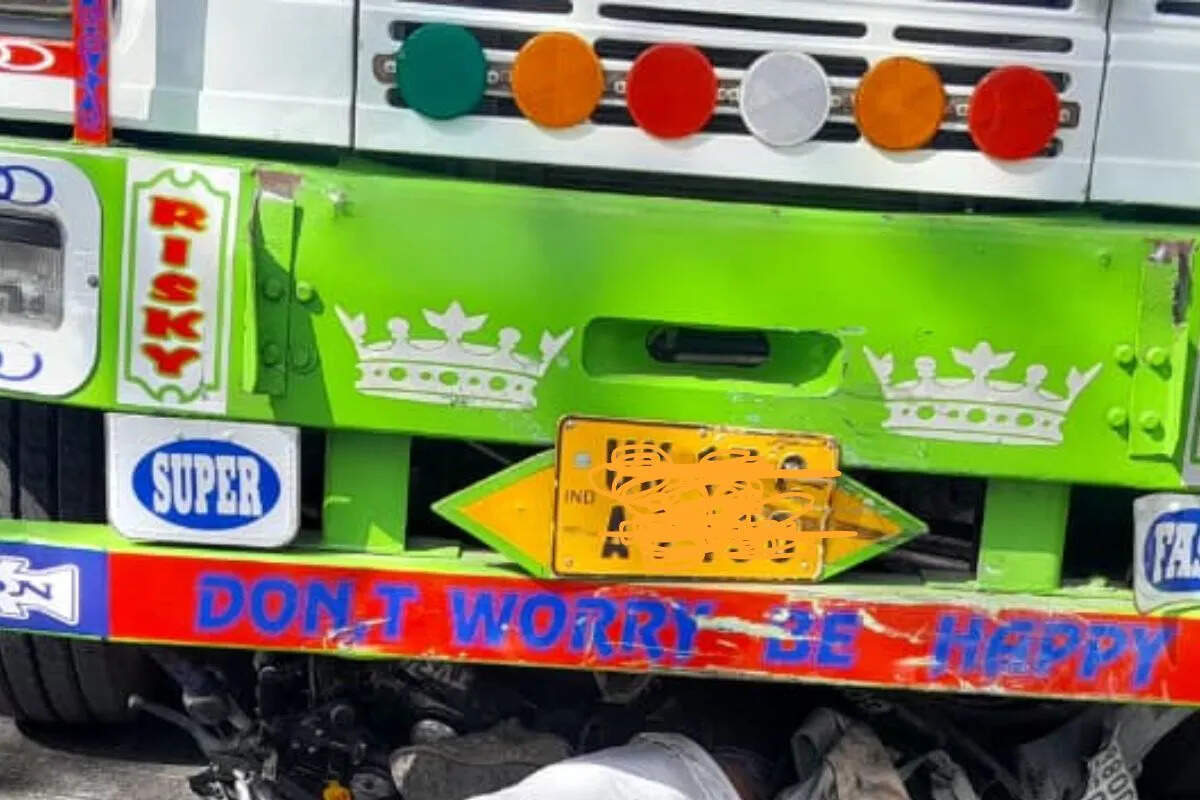 कोटा में दर्दनाक हादसा, पुलिया के पास बाइक सवार पिता की मौत, बेटा गंभीर घायल